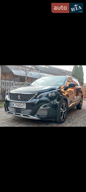 Внедорожник / Кроссовер Peugeot 5008 2017 в Ровно