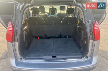 Микровэн Peugeot 5008 2015 в 