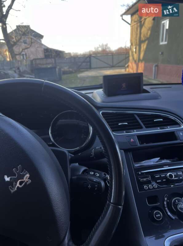 Мікровен Peugeot 5008 2010 в Чернівцях