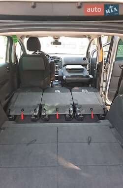 Микровэн Peugeot 5008 2010 в 