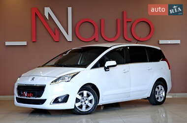 Микровэн Peugeot 5008 2015 в 