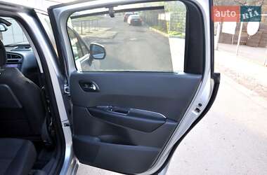 Мікровен Peugeot 5008 2011 в 