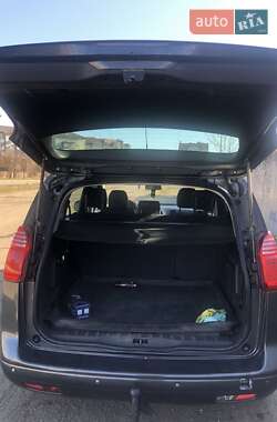 Микровэн Peugeot 5008 2012 в 
