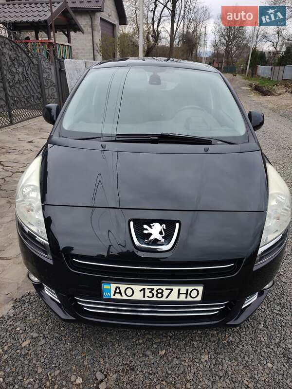 Мікровен Peugeot 5008 2010 в  фото Мікровен Peugeot 5008 2010 в