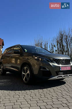 Внедорожник / Кроссовер Peugeot 5008 2017 в 