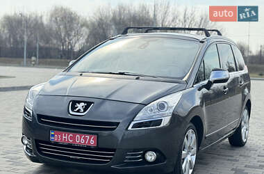 Мікровен Peugeot 5008 2011 в 