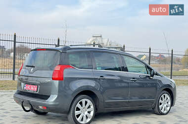 Мікровен Peugeot 5008 2011 в 