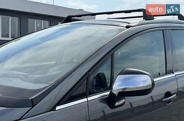 Мікровен Peugeot 5008 2011 в 