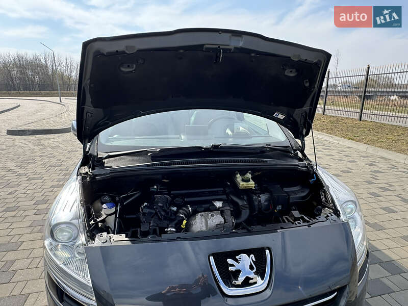 Микровэн Peugeot 5008 2011 в Ковеле
