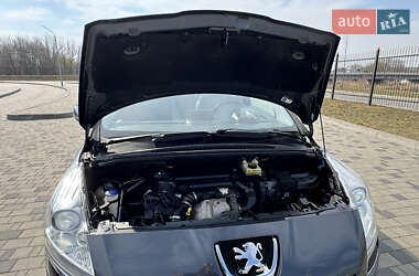 Мікровен Peugeot 5008 2011 в 