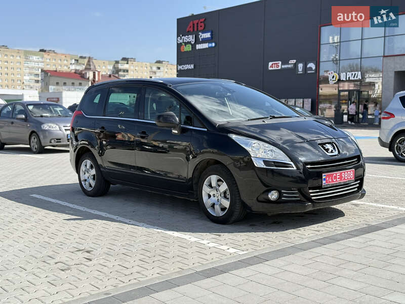 Микровэн Peugeot 5008 2011 в Калуше