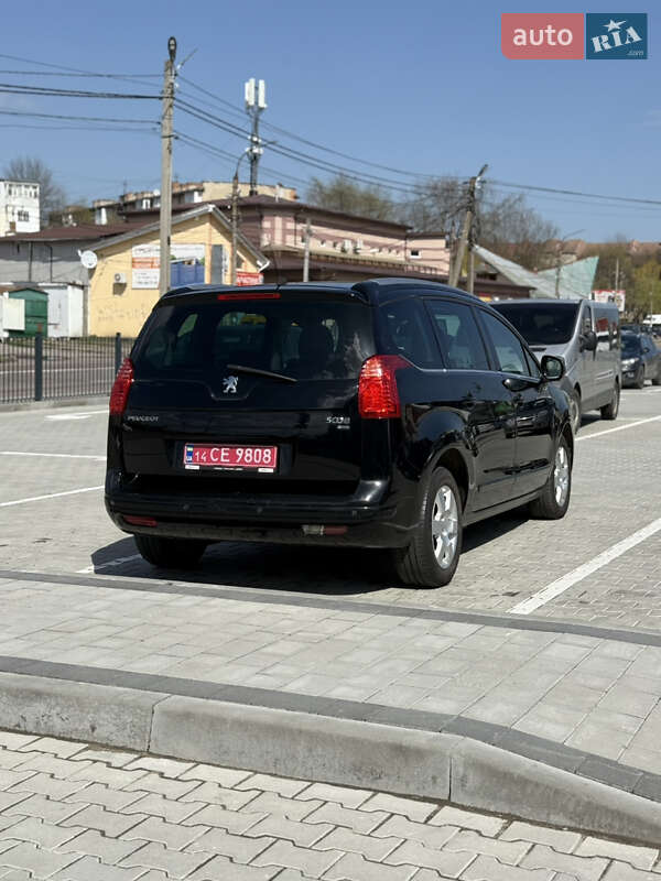 Микровэн Peugeot 5008 2011 в Калуше