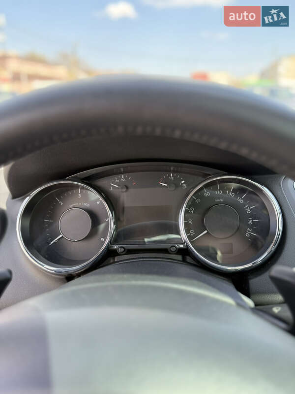 Микровэн Peugeot 5008 2011 в Калуше