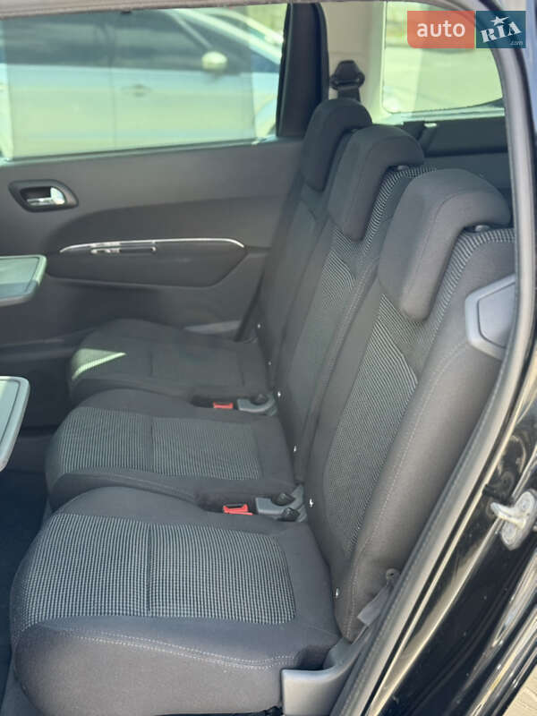 Микровэн Peugeot 5008 2011 в Калуше