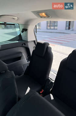 Микровэн Peugeot 5008 2011 в 