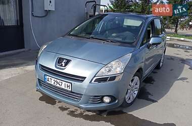 Микровэн Peugeot 5008 2011 в 