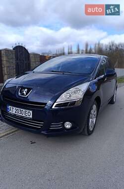 Микровэн Peugeot 5008 2010 в 