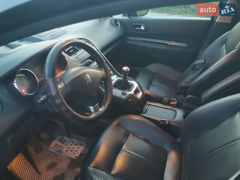 Мікровен Peugeot 5008 2011 в Хмельницькому
