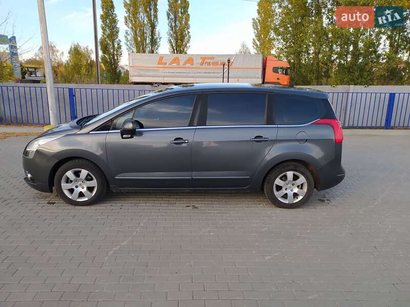 Микровэн Peugeot 5008 2010 в Ковеле