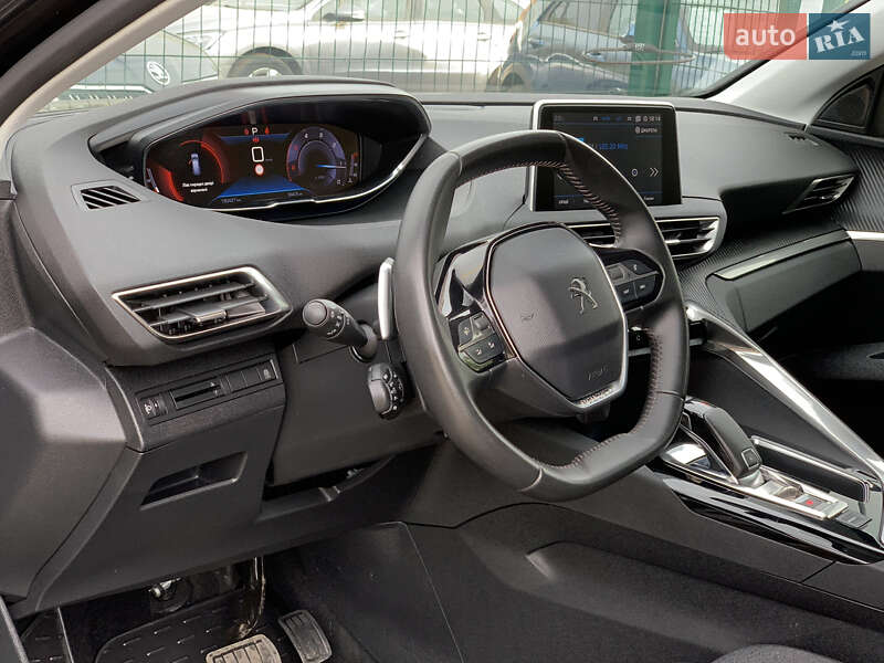 Внедорожник / Кроссовер Peugeot 5008 2019 в Бердичеве