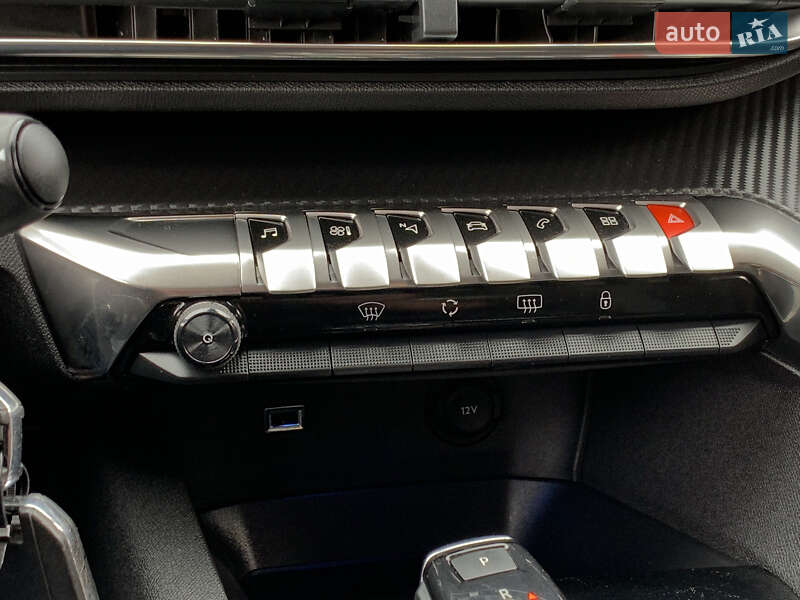 Внедорожник / Кроссовер Peugeot 5008 2019 в Бердичеве