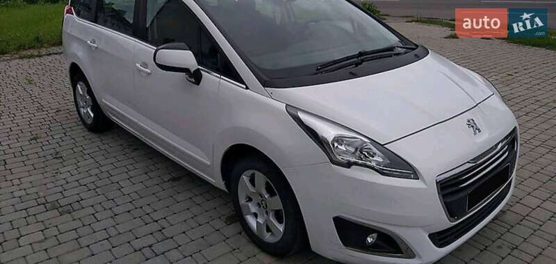 Мікровен Peugeot 5008 2016 в Чернівцях
