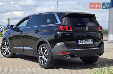 Позашляховик / Кросовер Peugeot 5008 2019 в 
