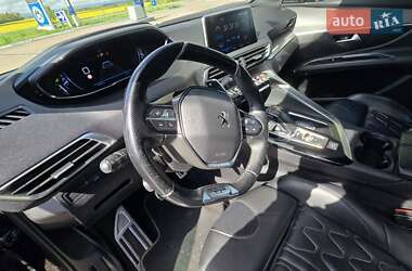 Позашляховик / Кросовер Peugeot 5008 2019 в 