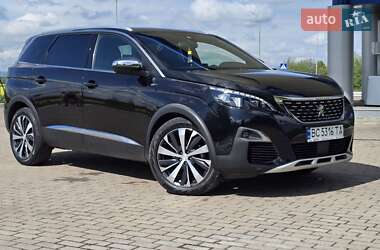 Позашляховик / Кросовер Peugeot 5008 2019 в 