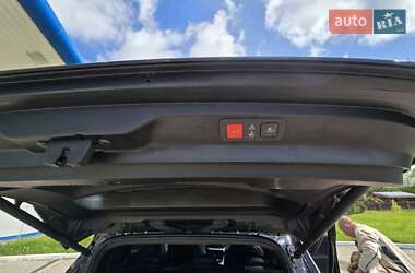 Позашляховик / Кросовер Peugeot 5008 2019 в 