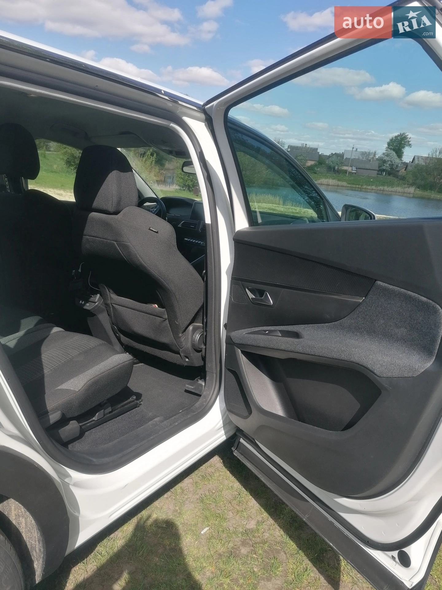2019 Peugeot 5008 - мініатюра 8