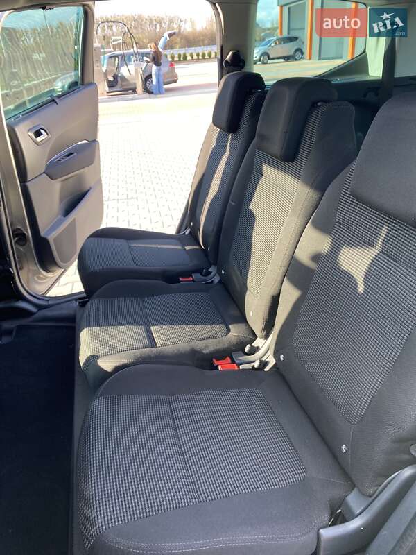 Мікровен Peugeot 5008 2011 в Вінниці