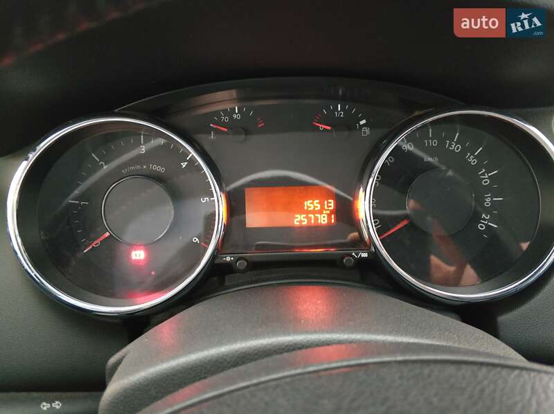 Мікровен Peugeot 5008 2011 в Вінниці