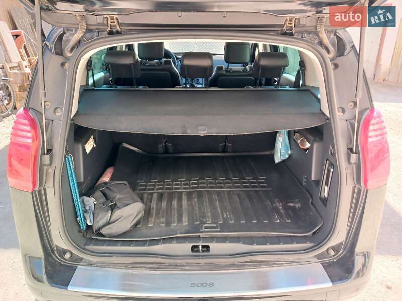 Мікровен Peugeot 5008 2010 в Хоросткові