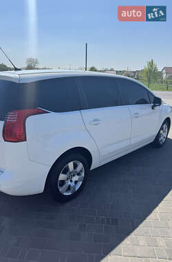 Мікровен Peugeot 5008 2014 в 