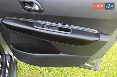 Мікровен Peugeot 5008 2011 в 