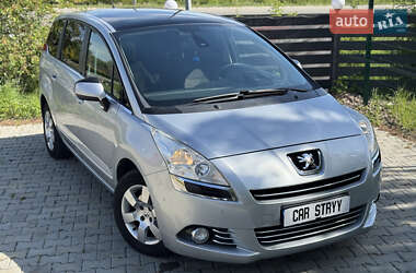 Микровэн Peugeot 5008 2012 в 
