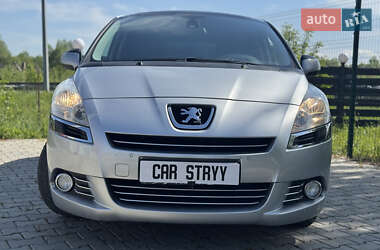 Микровэн Peugeot 5008 2012 в 