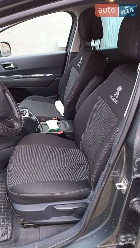 Мікровен Peugeot 5008 2010 в Золочеві