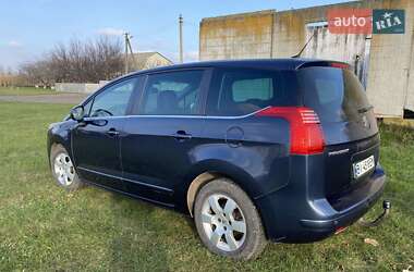Микровэн Peugeot 5008 2013 в 