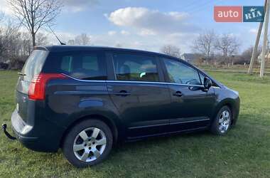 Микровэн Peugeot 5008 2013 в 