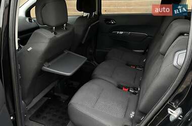 Мікровен Peugeot 5008 2009 в 