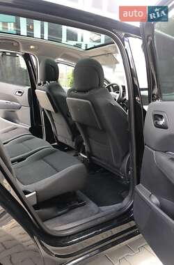 Микровэн Peugeot 5008 2014 в 