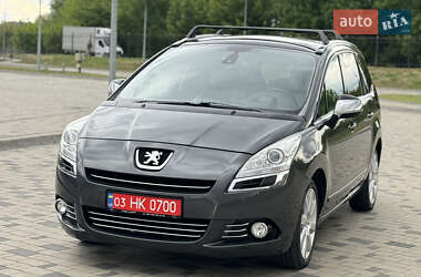 Мікровен Peugeot 5008 2011 в 