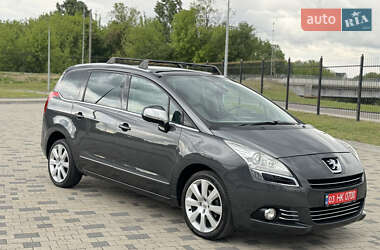 Мікровен Peugeot 5008 2011 в 