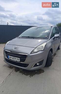 Микровэн Peugeot 5008 2014 в 