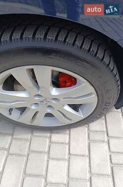 Мікровен Peugeot 5008 2010 в 