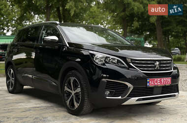 Внедорожник / Кроссовер Peugeot 5008 2019 в 