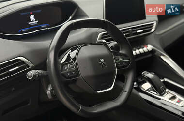 Внедорожник / Кроссовер Peugeot 5008 2019 в 