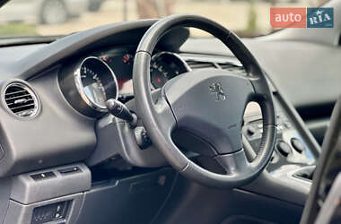 Микровэн Peugeot 5008 2013 в 